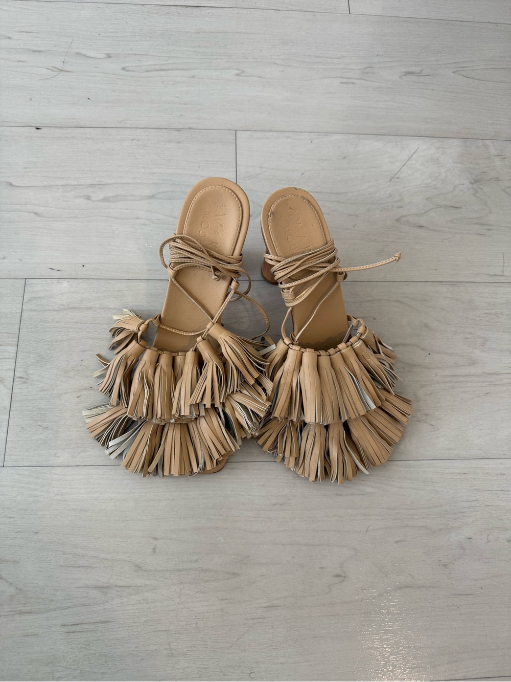 Gortensia Sandals Beige - Picture 4 of 6